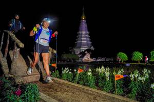 BIB: 5280
                            <button type="button" onclick="openModal(19243691)" class="btn btn-primary btn-sm float-right btn-popup" data-toggle="modal" data-target=".modal-high-quality">
                        <i class="fas fa-shopping-cart"></i> Add to Cart
                    </button>
                                            <button type="button" onclick="isThisMe(19243691, true)" class="btn btn-success btn-sm float-right btn-popup btn-isme hidden" data-toggle="tooltip" data-placement="bottom" title="นี่คือรูปของคุณใช่ไหม คลิกที่นี่เพื่อเอาเข้าอัลบั้ม">
                        <i class="fas fa-plus"></i> Add to album
                    </button>
                    <button type="button" onclick="isThisMe(19243691, false)" class="btn btn-warning btn-sm float-right btn-popup btn-isnotme hidden">
                        <i class="fas fa-ban"></i> Remove from album
                    </button>